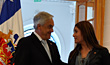 Presidente Piñera premió a operadora de RT en representación de la mujer minera Presidente Piñera premió a operadora de RT en representación de la mujer minera