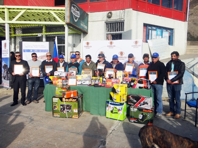 Junto a pescadores de Chañaral se dio inicio a nuevo proyecto en Caleta San Pedro Junto a pescadores de Chañaral se dio inicio a nuevo proyecto en Caleta San Pedro
