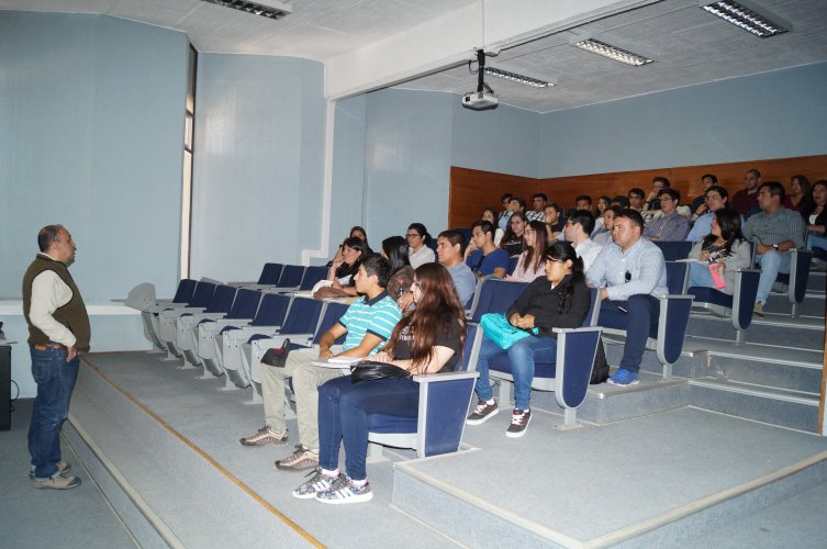 Jóvenes de distintas localidades ingresaron a hacer su práctica profesional a la División. Jóvenes de distintas localidades ingresaron a hacer su práctica profesional a la División.