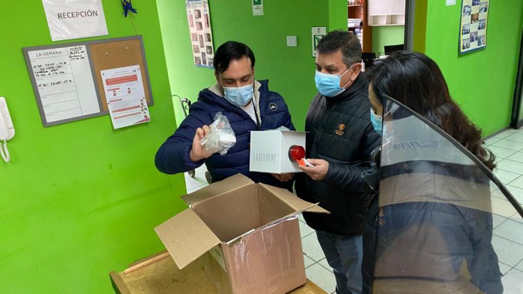 Agradis recibe equipamiento de vigilancia gracias a Fondo Concursable de Codelco Ventanas Agradis recibe equipamiento de vigilancia gracias a Fondo Concursable de Codelco Ventanas
