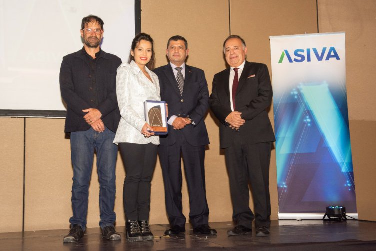 La Asociación de Empresas de la V región distinguió importante programa de apoyo educativo de Codelco Ventanas La Asociación de Empresas de la V región distinguió importante programa de apoyo educativo de Codelco Ventanas