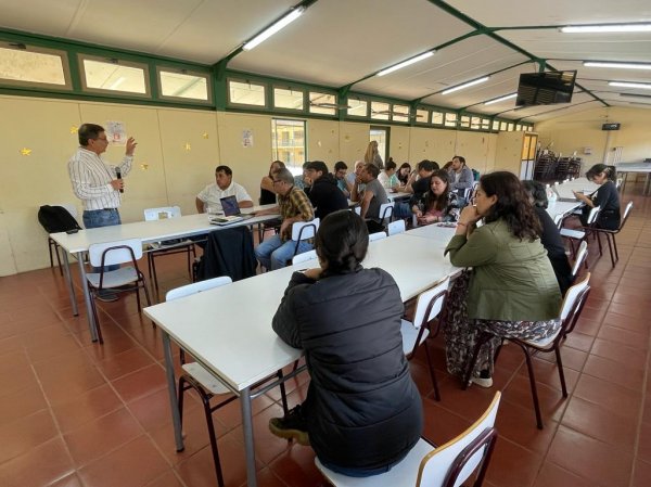 Profesores de Quintero y Puchuncaví conocieron detalles de la Transformación de la División Ventanas