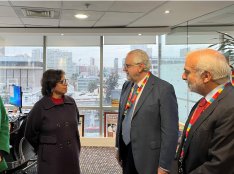 Ministra de Minería, Aurora Williams, visitó al nuevo presidente ejecutivo de Codelco