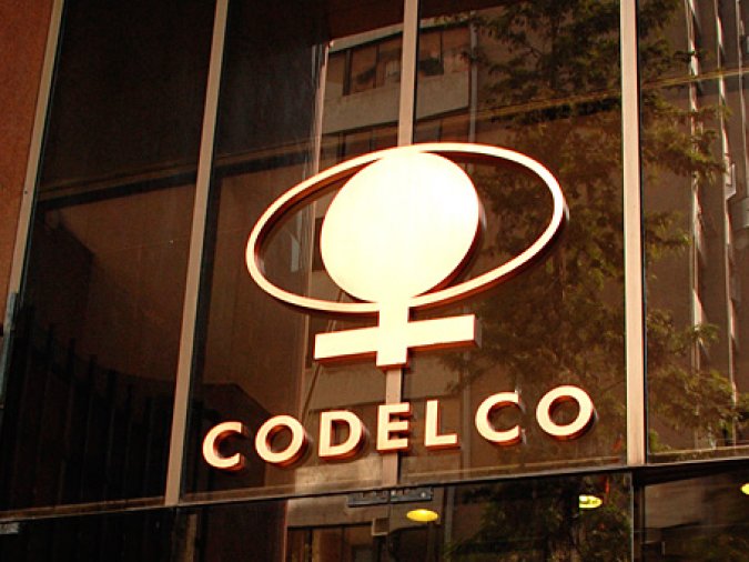 Codelco y Sindicato de Supervisores de División Radomiro Tomic logran acuerdo en negociación colectiva adelantada