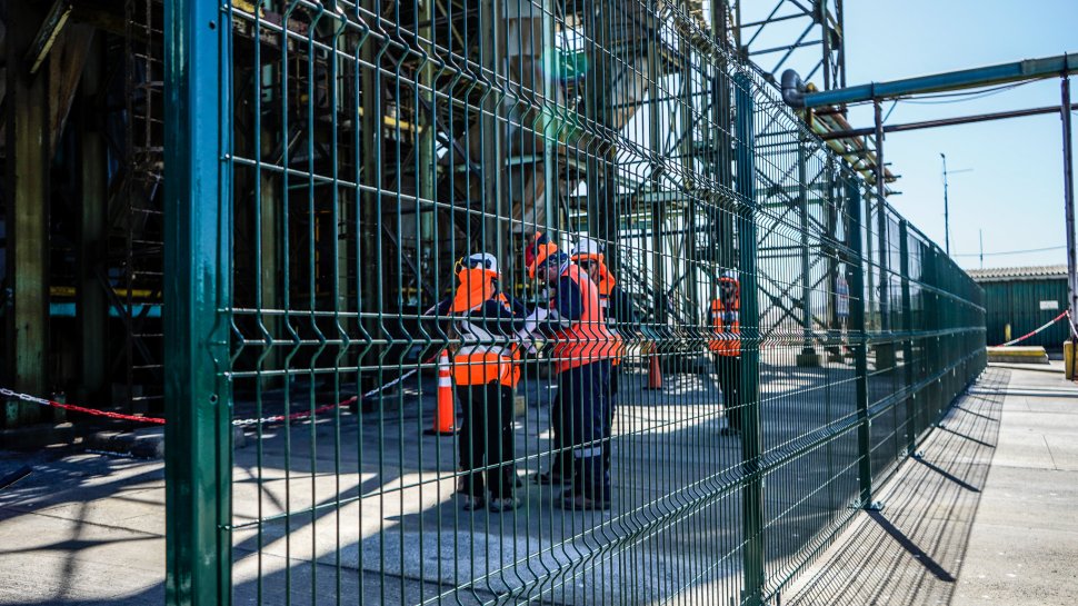 Comenzó construcción de cierre perimetral en instalaciones de la ex Fundición Ventanas