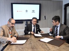 Codelco, Toyota Chile y Mitsui Chile firman acuerdo para explorar la descarbonización de faenas mineras con vehículos de cero y bajas emisiones