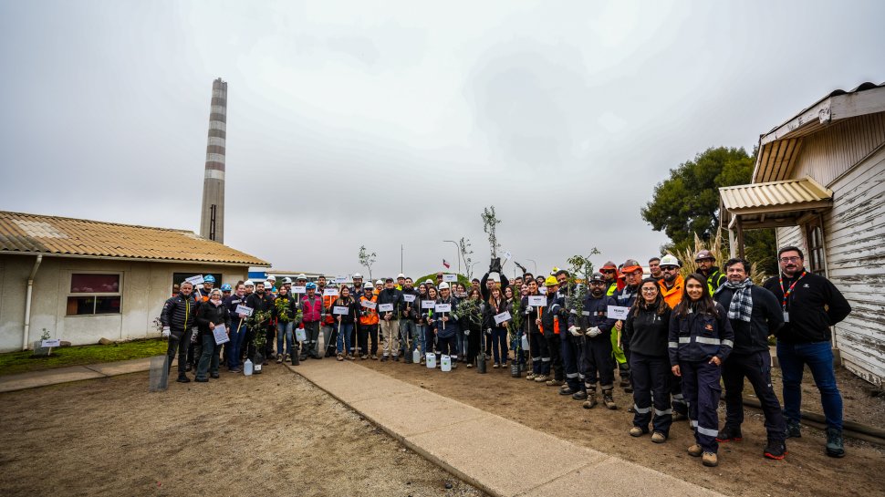 Codelco Ventanas celebró el Día del Árbol junto a comunidad escolar de Puchuncaví y trabajadores de la División