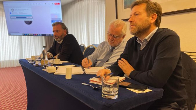 Codelco coordina mesa de trabajo con contratistas y sus dirigentes sindicales para garantizar un retorno seguro en El Teniente