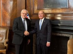 Ministro de Hacienda recibe al presidente del directorio de Codelco para abordar resultados y desafíos de la empresa