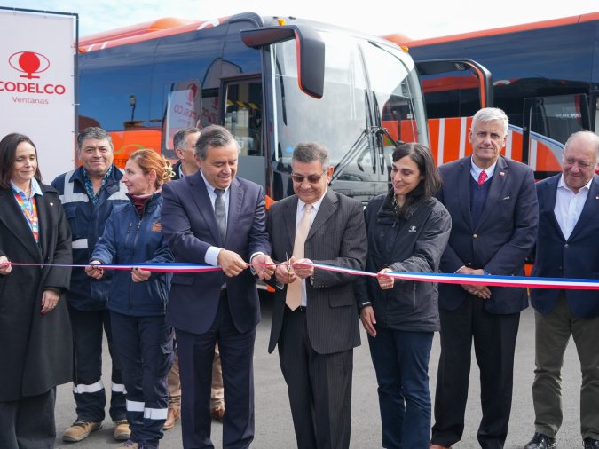 Ventanas se convierte en la primera operación de Codelco en alcanzar 100% de electromovilidad en el transporte de sus trabajadores