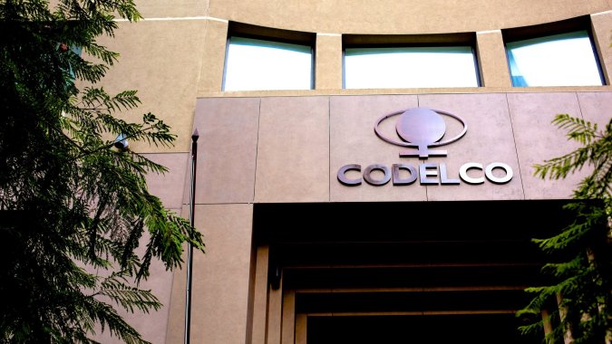 Codelco adopta medidas ante hallazgos en investigaciones por sobreproducción